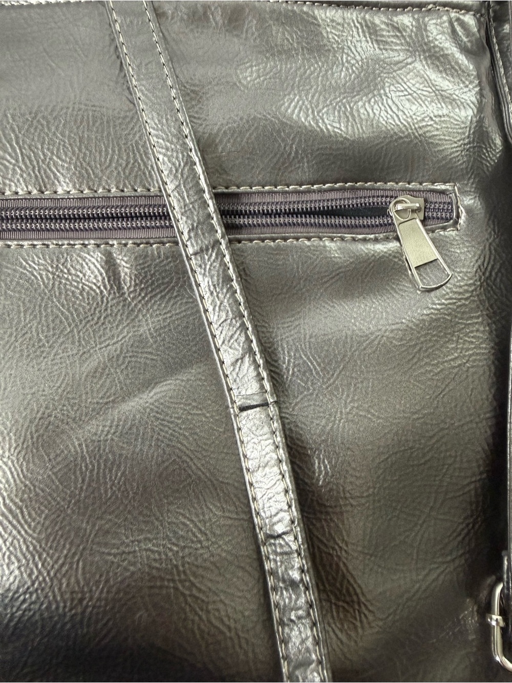 Beverly Hills Polo Club Metallic Gunmetal Crossbody Bag with print/ logo/ used - Picture 5 of 8